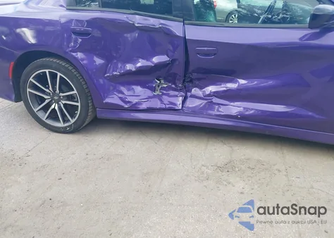 2023 Dodge Charger R/T z USA, uszkodzony, nr VIN 2C3CDXCT9PH604463